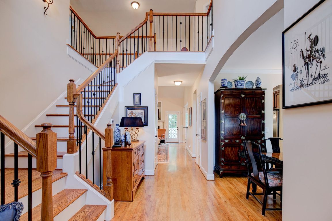 next background image