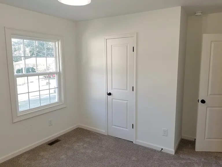 312 W Downing Ct — Photo 12