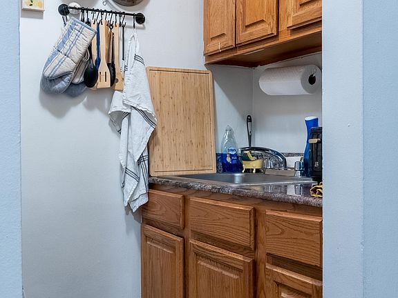 4th image of 520 E 84th St APT 3M