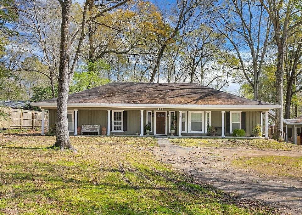 1st image of 286 Santa Anna Dr