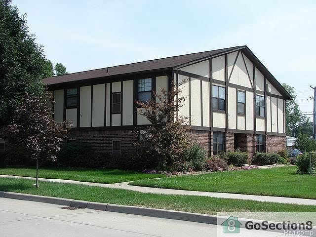2nd image of 28515 Pardo St APT 1