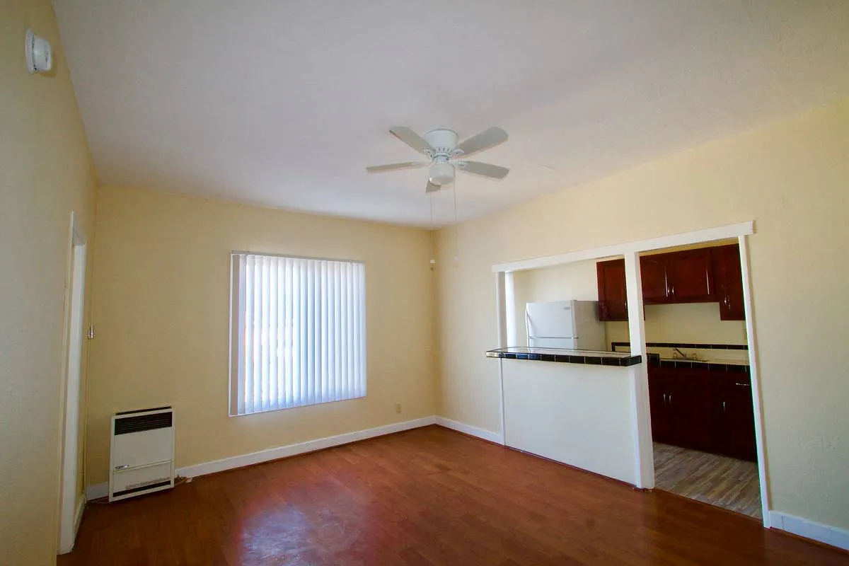 Fountain Apartments — Photo 1