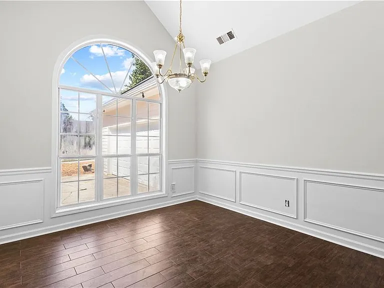 965 Dogwood Park Dr — Photo 15
