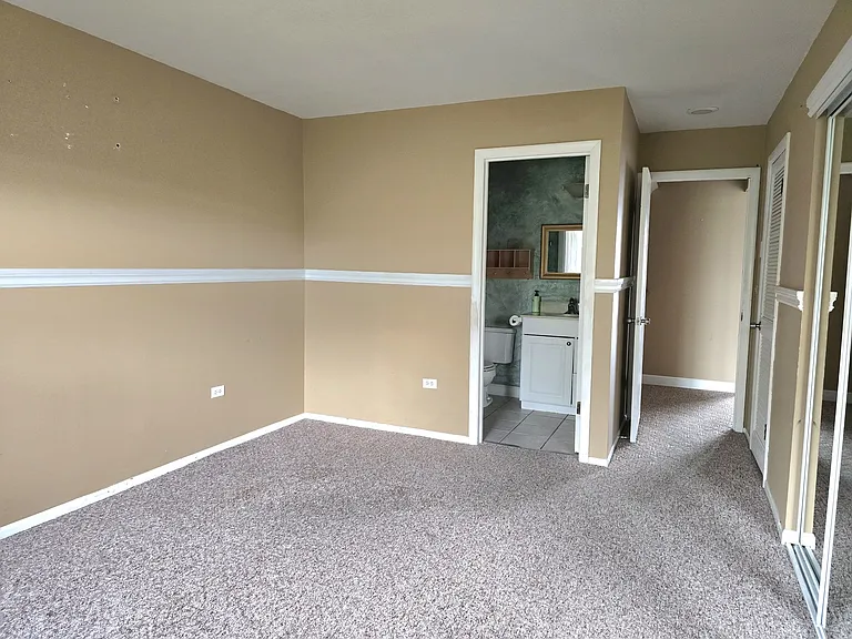 Cobblestone Cir — Photo 11