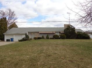 10512 McKinley Rd, Montrose, MI 48457