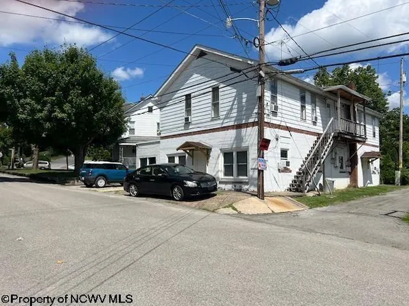 401 Lincoln Ave, Elkins, WV 26241
