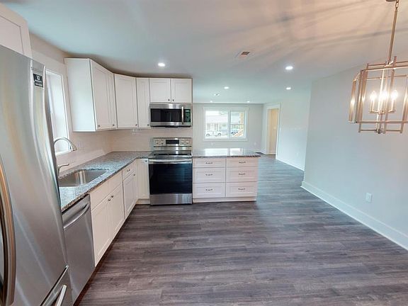 5th image of 111 Hilltop Dr #111