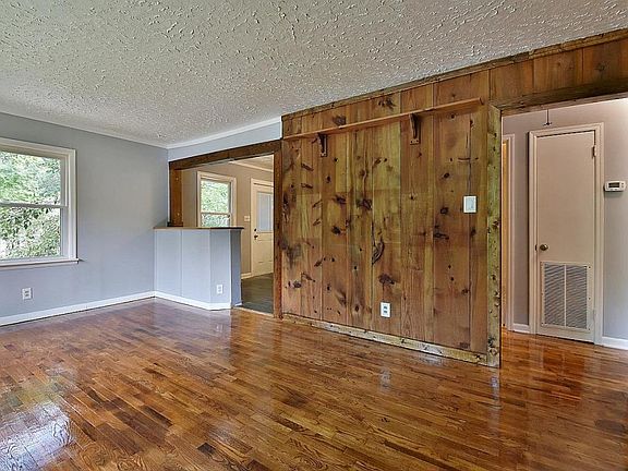 5th image of 1804 Houstonia Dr