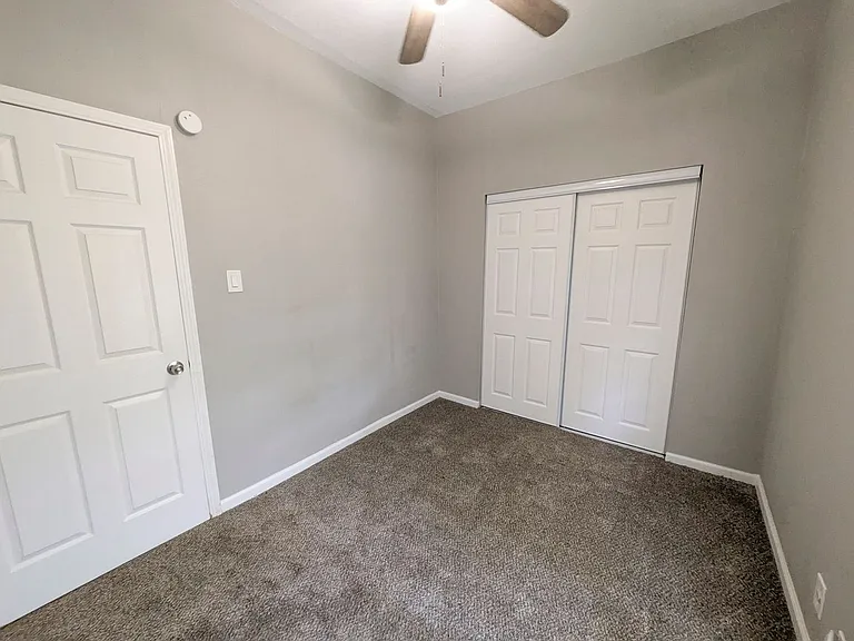 1478 Johns St — Photo 8