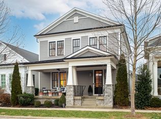 10719 Jimson St, Prospect, KY 40059