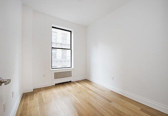 4th image of 347 E 58th St APT 5F