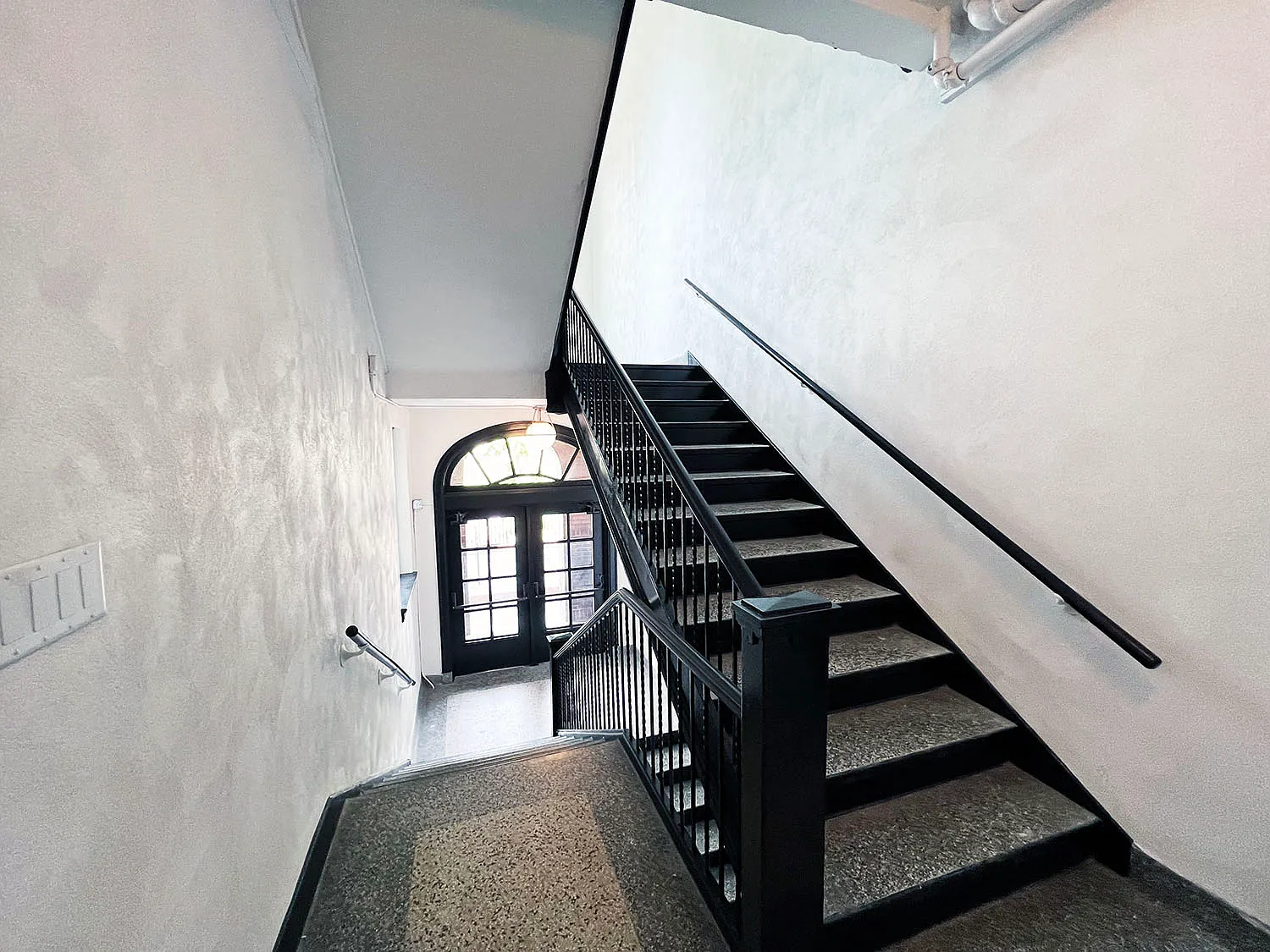 4021 Iowa Ave #5242937 photo 1