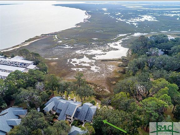 Extensive marsh views from 7 Harbor View - walk to Landings Harbor Marina