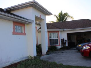962 SE Albatross Ave, Pt Saint Lucie, FL 34953