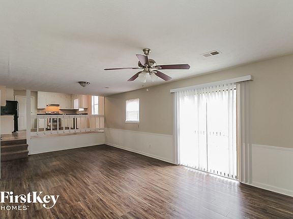 4th image of 3152 Glen Hollow Dr