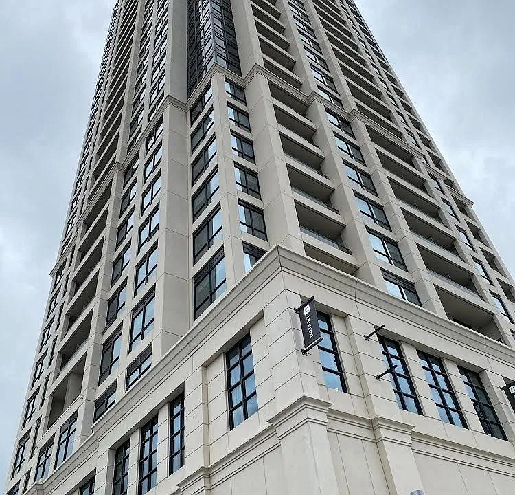 1 Grandview Blvd #1215