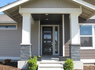 1015 Heritage Ct, Port Angeles, WA 98363