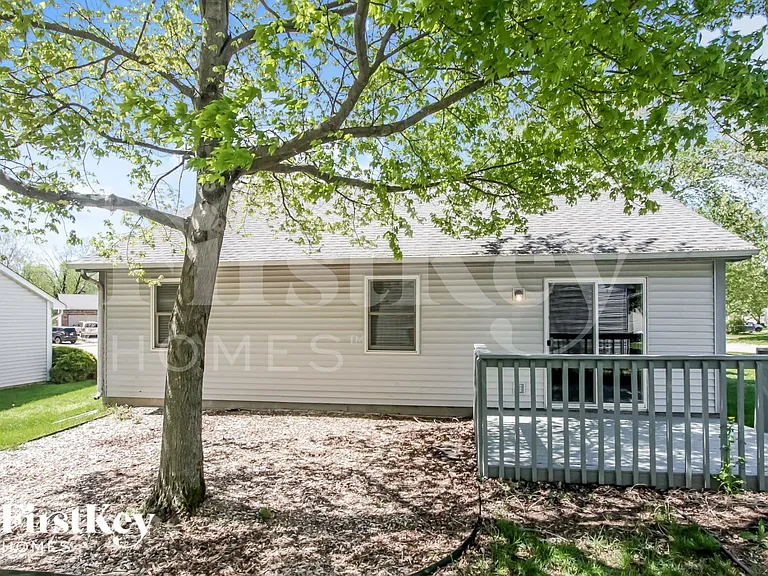 6919 Bannock Ct — Photo 15