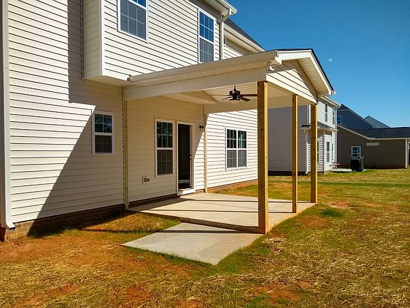 Covered Back Patio - The Sampson Oak Park Lot 11 - 160 Gunderson Lane