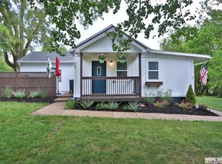 345 E 3rd St, Murdock, NE 68304
