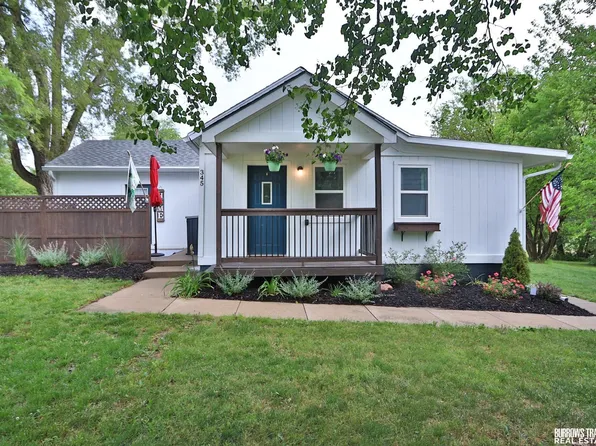 345 E 3rd St, Murdock, NE 68304