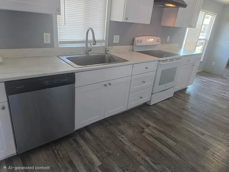 928 73rd St E #33 — Photo 5