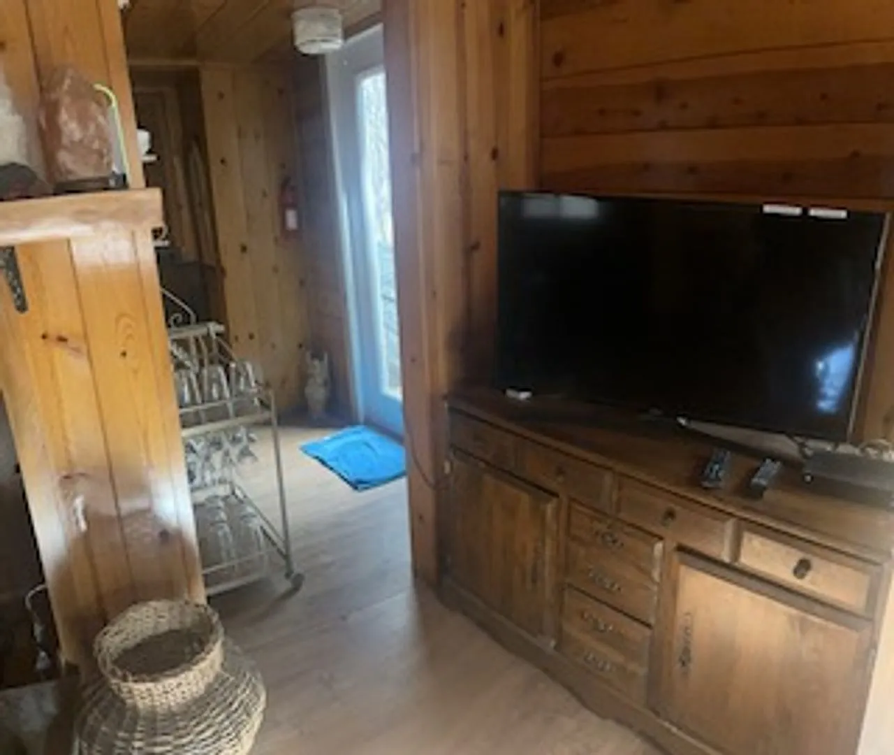 Creek Cabin In Idyllwild — Photo 4