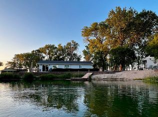 14 El Charman, Gibbon, NE 68840