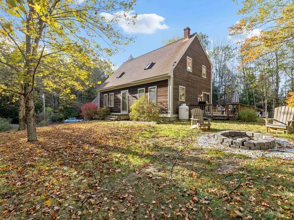 742 River Road, Buxton, ME 04093