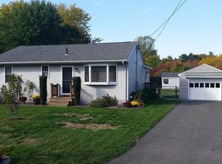 46 Rochford Cir, Springfield, MA 01128