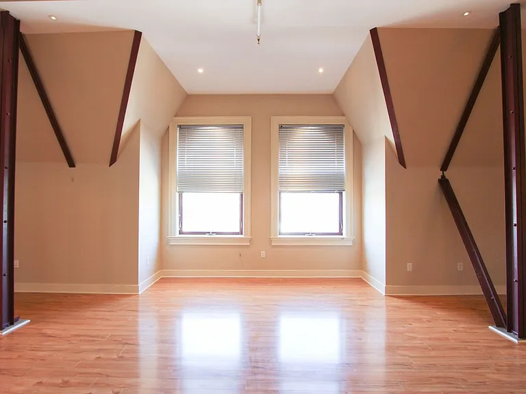 Fifth Avenue School Lofts — Photo 50
