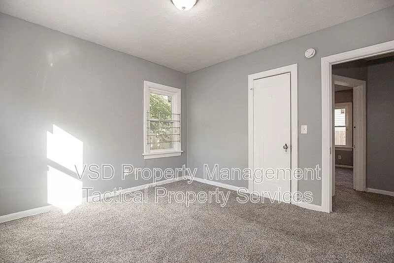 2 bed, 1.0 bath, 1152 sqft, $995 — Photo 4