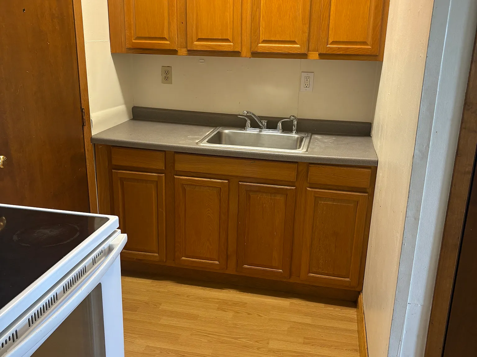 1 bed, $900 — Photo 4