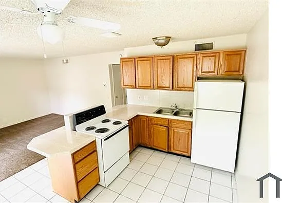 2 bed, 720 sqft, $1,250 — Photo 3