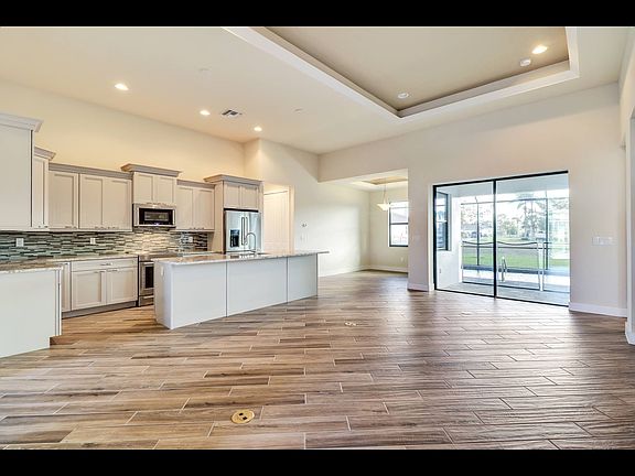 5th image of 27303 Barbarosa St