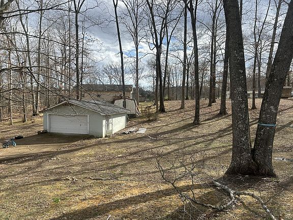 3rd image of 309 Stella Ave