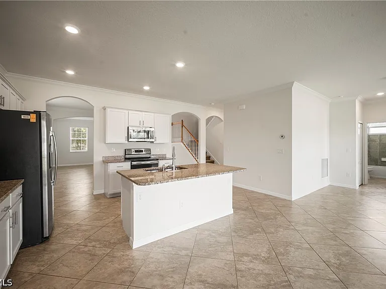4234 Bluegrass Dr — Photo 8