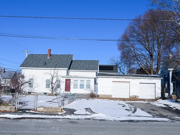 186 Powell St, Lowell, MA 01851