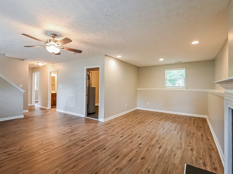 3000 Basswood Dr — Photo 6