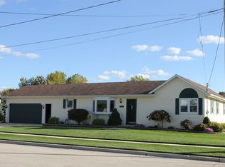 3321 Samuel Rd, Manitowoc, WI 54220