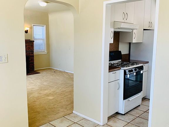 4th image of 4227 Lamont St
