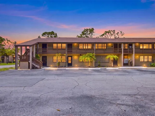 10 Quails Run Blvd Unit 8, Englewood, FL 34223