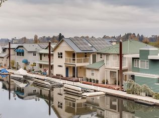 14587 NW Larson 4 Rd #4, Portland, OR 97231