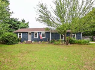 24 Stearns Rd, Amherst, NH 03031