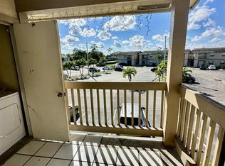 1830 Abbey Rd APT 201, West Palm Beach, FL 33415