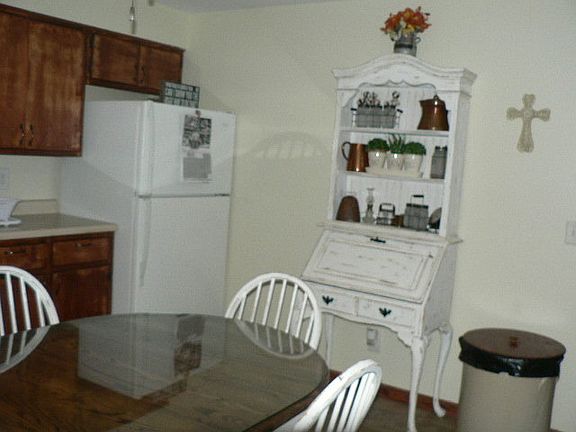 5th image of 336 N Blaine Ave