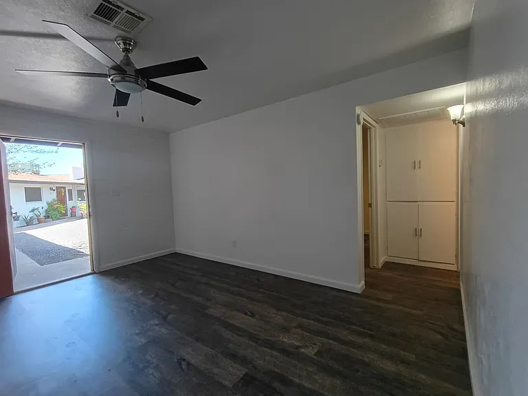 4917 E Willetta St #7B — Photo 2