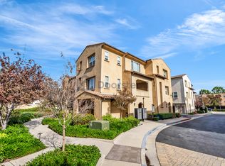 811 N Dalton Ave #102, Azusa, CA 91702