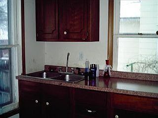 3rd image of 50 Anderson Ct