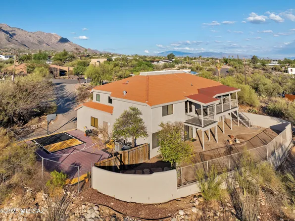 7041 N Skyway Dr, Tucson, AZ 85718